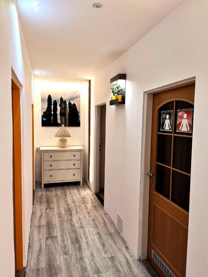 Hostel Sklep Prague Luaran gambar