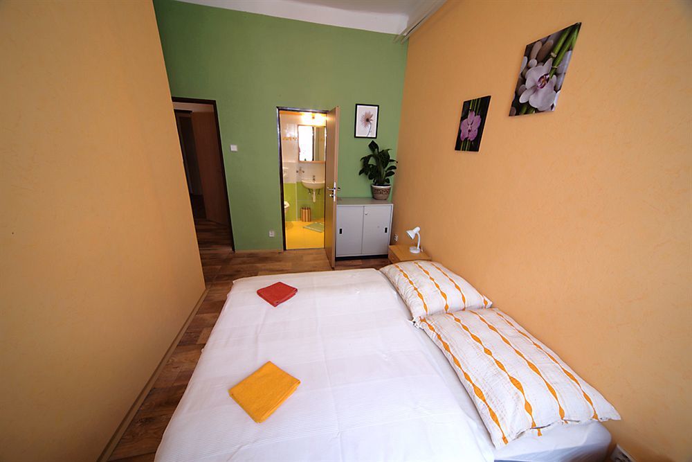 Hostel Sklep Prague Luaran gambar